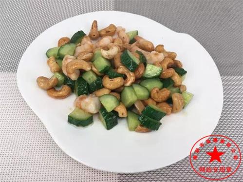 介紹幾個蝦做的催乳菜。坐月子應該怎么吃？社旗月嫂培訓哪家好？